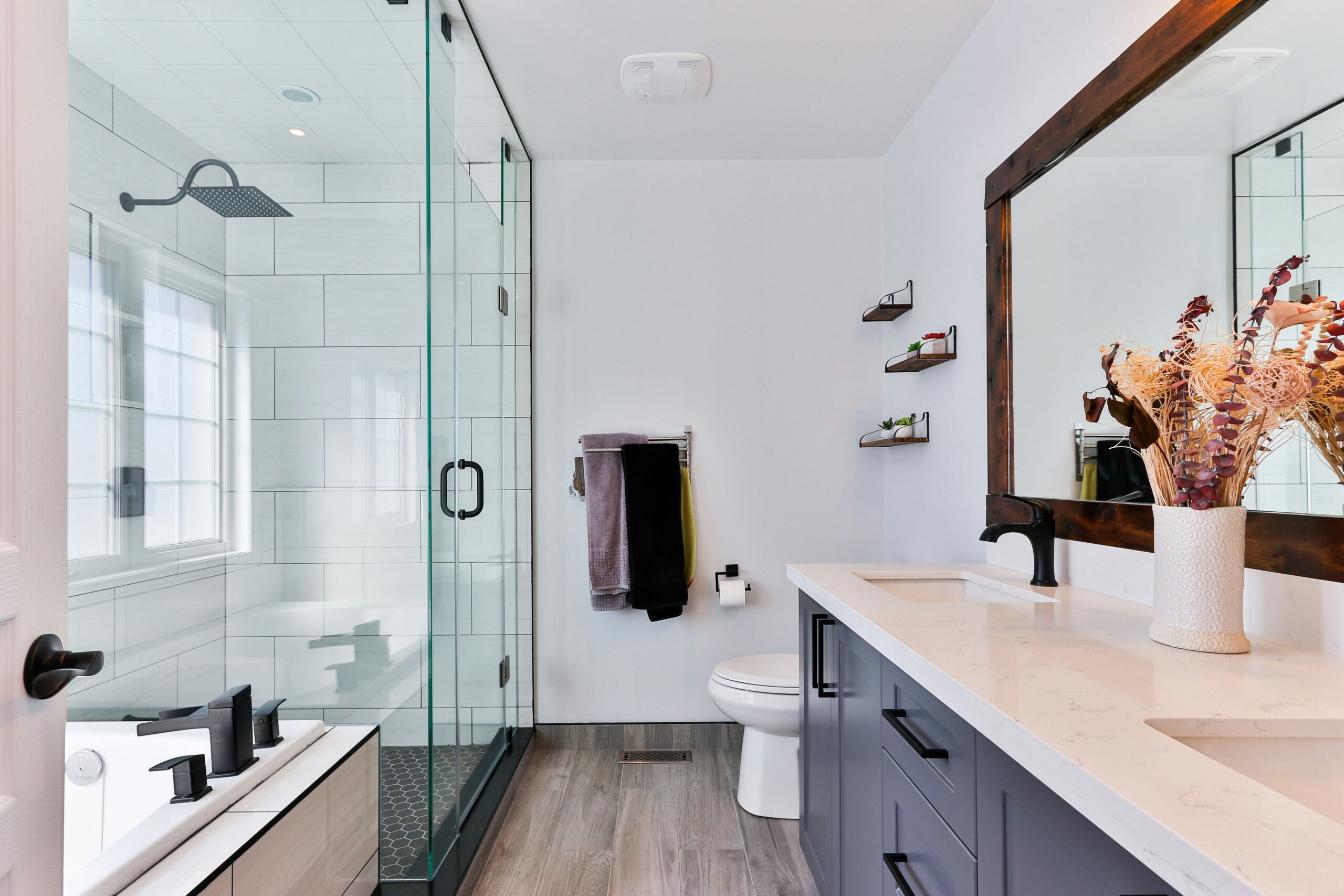 Read more about the article Transform Your Space with Expert Washroom Design Tips